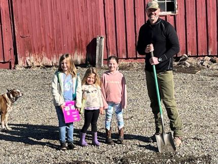 Rocky Mountain Elk Foundation volunteers.