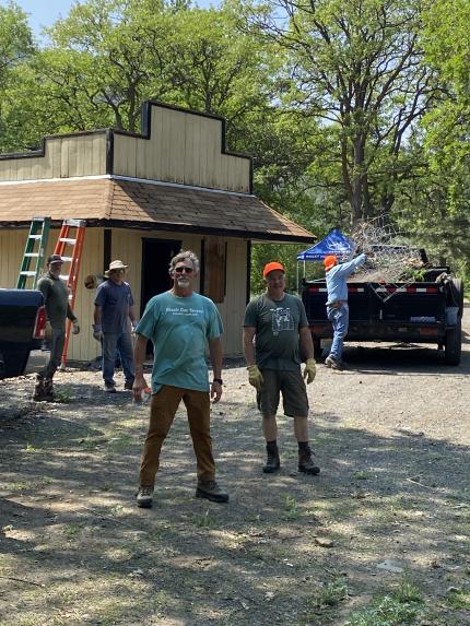 Rocky Mountain Elk Foundation volunteers.