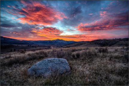 Sunrise east of Tonasket. 